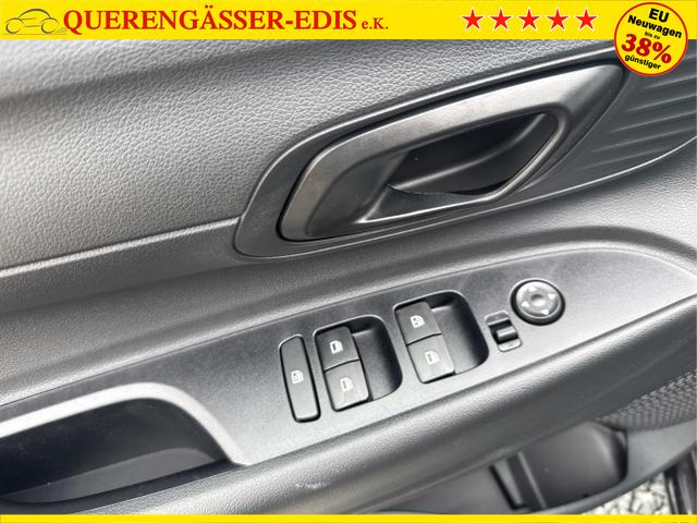 Hyundai / i20 / Grau / / / 