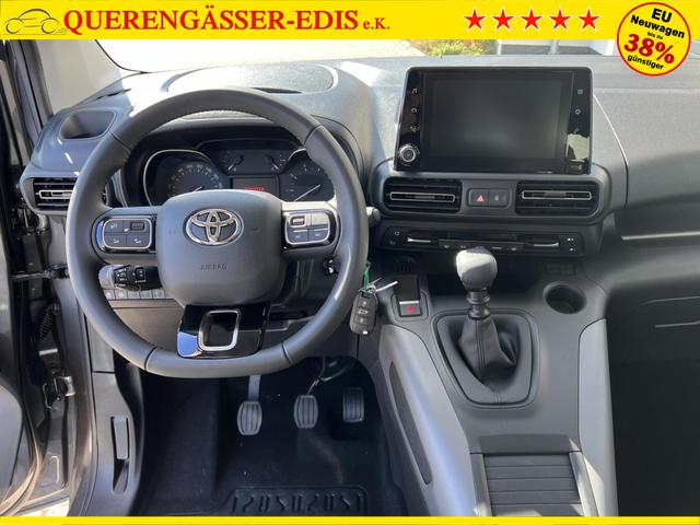 Toyota Yaris Executive 1,5 CVT Hybrid 96kW 