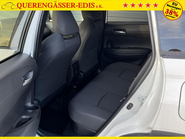 Toyota Corolla Cross Elegant Executive 2,0 Hybrid AWD-i Facelift 