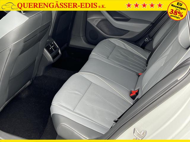 Volkswagen Passat Variant Elegance 1,5 TSI DSG Leder DCC 
