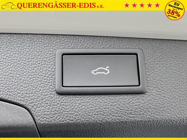 Volkswagen Passat Variant Elegance 1,5 TSI DSG Leder DCC 