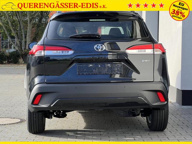 Toyota Corolla Cross Active Safety 2,0 Hybrid AWD-i Winter Facelift 