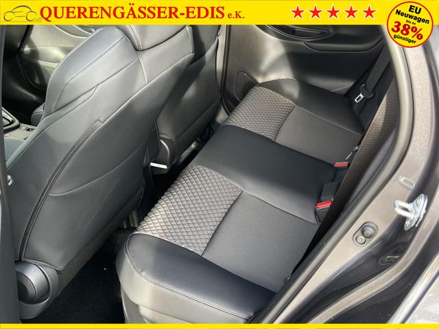 Toyota Yaris Executive 1,5 CVT Hybrid 96kW 