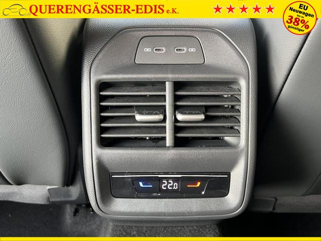 Volkswagen Passat Variant R-Line 2,0 TSI DSG 4Motion 195KW Winterpaket 