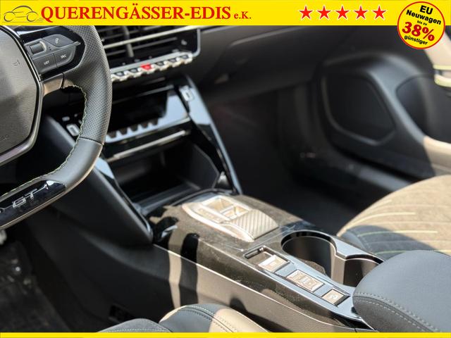 Peugeot 2008 GT HYBRID 145 e-DSC6 *Navi*ACC*Alcantara*SHZ*360°*Keyless*Klimaauto* 