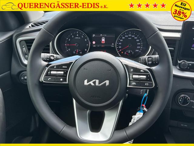 Kia Ceed Silver 1.5 T-GDi, DCT Android Auto*Navi*WinterPak*Kamera*Klima*PDC hinten 