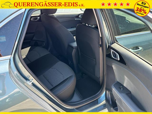 Kia Ceed Gold 1.5 T-GDi, DCT Android Auto*Navi*WinterPak*Klimaauto*16"*Kamera*PrivacyGlas* 