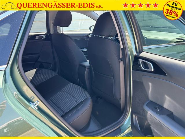 Kia Ceed Gold 1.5 T-GDi, DCT Android Auto*Navi*WinterPak*Klimaauto*16"*Kamera*PrivacyGlas* 
