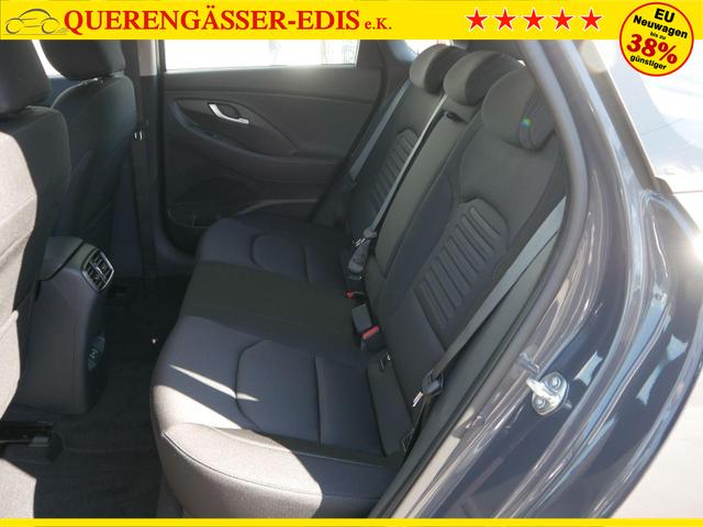Hyundai i30 GO 1.0 T-GDi DCT*NAVI*PDC*KAMERA*LED*ACC*SHZ*TEMPOMAT*KLIMAAUTOMATIK 