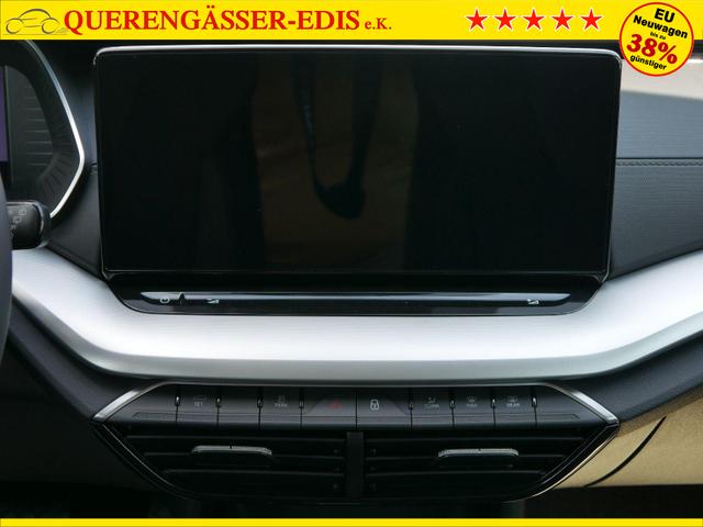 Skoda Octavia Combi Selection 2.0 TDI DSG *LED*PDC*NAVI*SHZ*AHK-SCHWENKBARE 16-ZOLL 