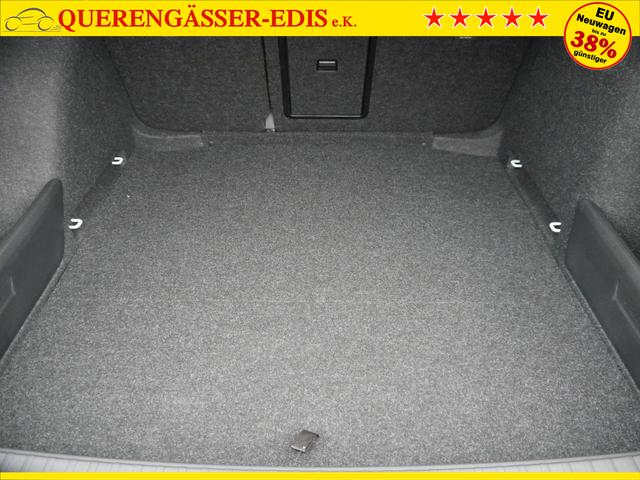 Skoda Octavia Combi Selection 2.0 TDI DSG Selection*ACC*NAVI*PDC*LED*SHZ*TEMPOMAT*KLIMA 
