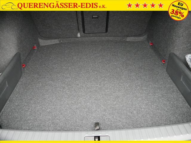 Skoda Octavia Combi Selection 2.0 TDI DSG Selection*PDC*LED*SHZ*TEMPOMAT*SMARTLINK*AHK-SCHWENKBAR 