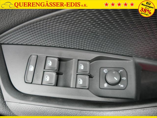 Skoda Octavia Combi Selection 2.0 TDI DSG Selection*PDC*LED*SHZ*TEMPOMAT*SMARTLINK*AHK-SCHWENKBAR 