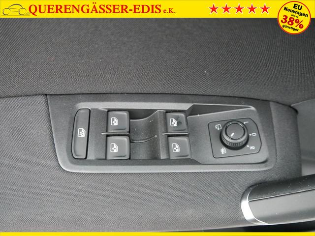 Volkswagen Touran Comfortline 2.0 TDI COMFORTLINE*NAVI*TEMPOMAT*KESSY*RFK*SHZ*3-ZONE KLIMAAUTOMATIK* 