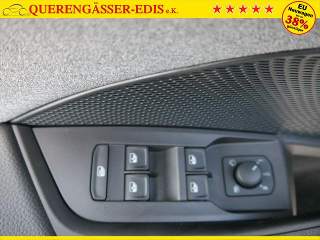 Skoda Octavia Combi Selection 2.0 TDI DSG*AHK-SCHWENKBAR*ACC*LED*PDC*SHZ*SMARTLINK 