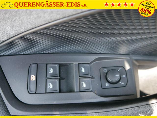 Skoda Octavia Combi Selection 2.0 TDI DSG*AHK-SCHWENKBAR*ACC*LED*PDC*SHZ*SMARTLINK 