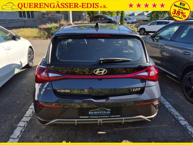 Hyundai / i20 / Grau / / / 