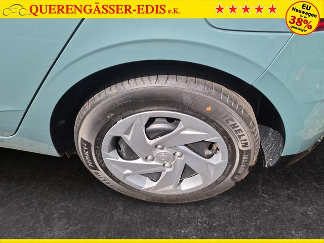 Hyundai / i20 / Grün / / / 