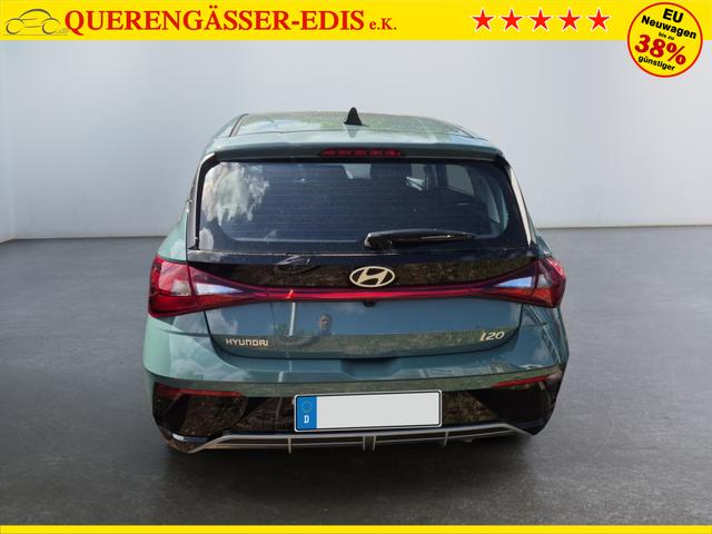Hyundai / i20 / Grün / / / 