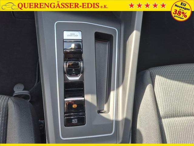 Volkswagen / Golf / Weiß / / / 