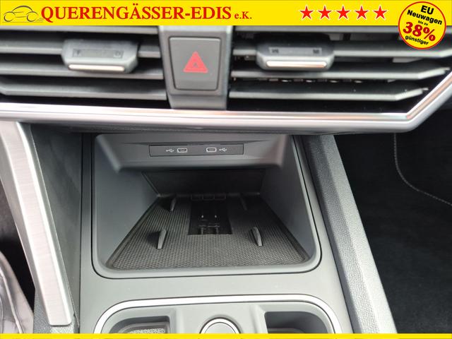 Seat / Leon (neues Modell) / Grau / / / 