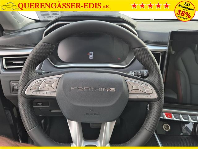 DFM / DFM Forthing 3 / Schwarz / / / 