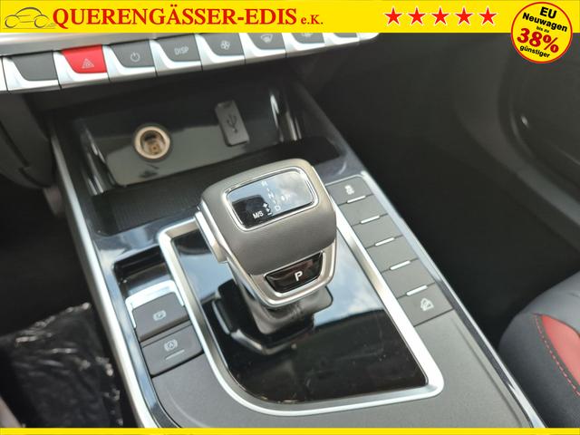 DFM / DFM Forthing 3 / Schwarz / / / 