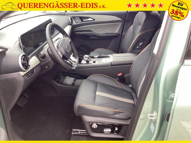 DFM / DFM Forthing 4 / Hellgrün / / / 