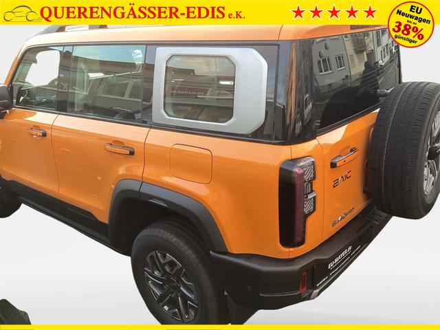 Baic / BJ40 / Orange / / / 