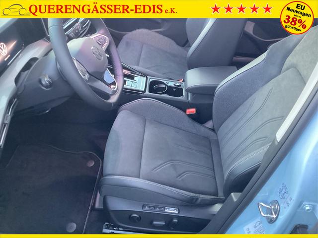 Volkswagen / Golf / Blau / / / 