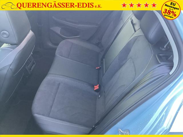 Volkswagen / Golf / Blau / / / 