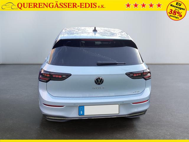 Volkswagen / Golf / Blau / / / 