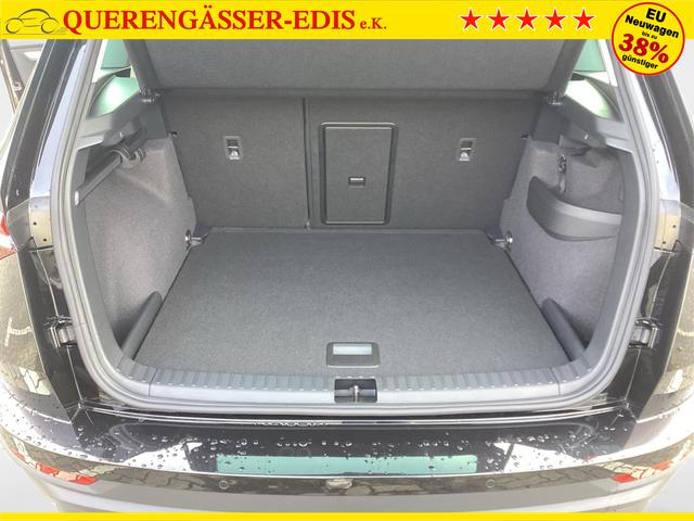 Skoda / Karoq / Schwarz / / / 