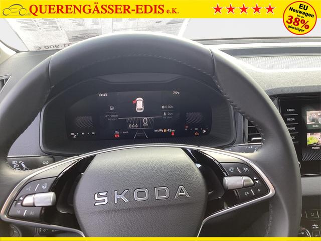 Skoda / Karoq / Schwarz / / / 