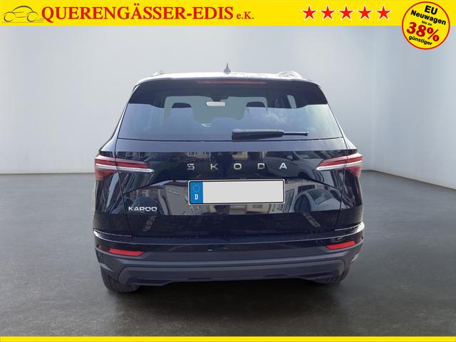 Skoda / Karoq / Schwarz / / / 
