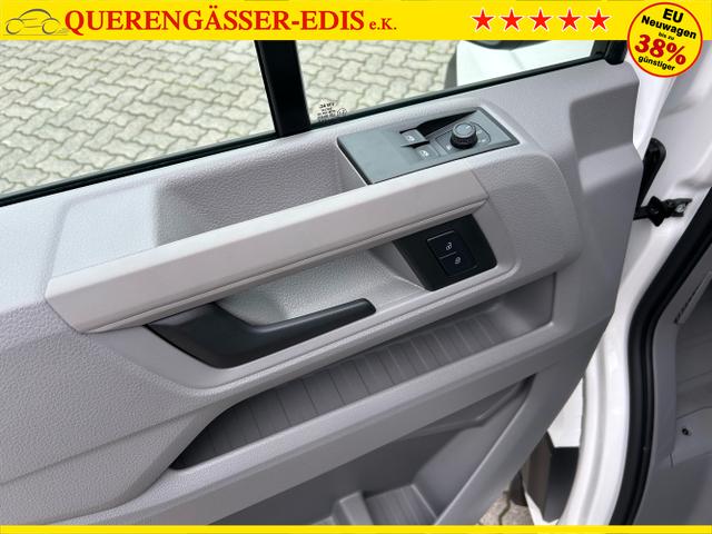 Volkswagen / Crafter Kastenwagen / Weiß / / / 30 2.0 TDI L3H3 / 5 J. Garantie