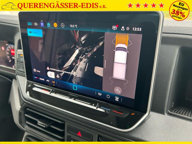 Volkswagen / Crafter Pritsche DoKa / Weiß / / / 35 2.0 TDI MR / 5 J. Garantie