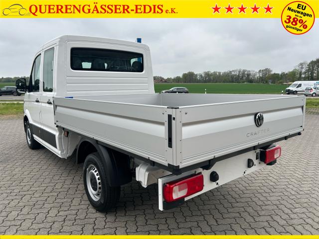 Volkswagen / Crafter Pritsche DoKa / Weiß / / / 35 2.0 TDI MR / 5 J. Garantie