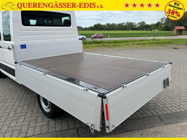 Volkswagen / Crafter Pritsche DoKa / Weiß / / / 35 2.0 TDI MR DSG 4x4 / 5 J. Garantie