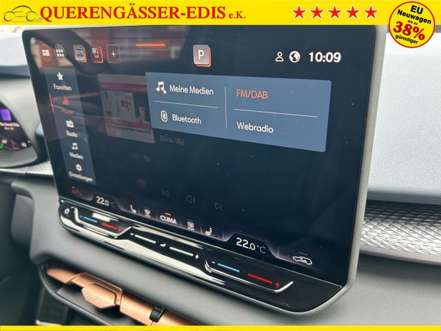 CUPRA / Terramar / Blau / / / 1.5 TSI DSG / Edge Paket AHK