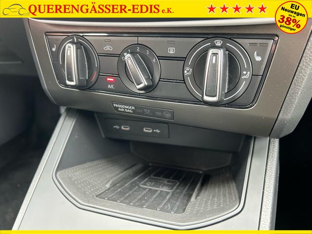 Seat / Ibiza / Rot / / / 1.0 TSI / Navi Full Link