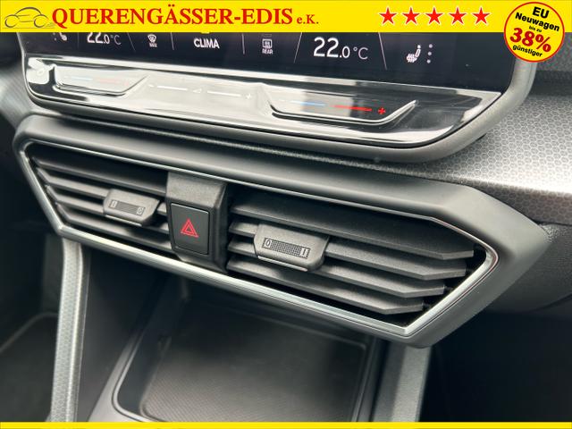 Seat / Leon ST / Weiß / / / 1.5 eTSI DSG / Sitzheizung
