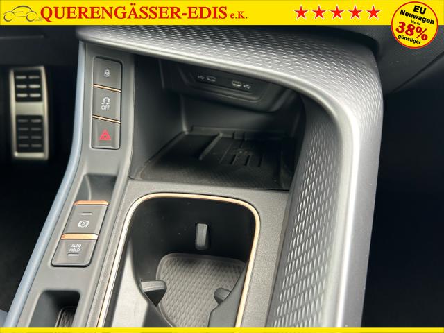 CUPRA / Terramar / Schwarz / / / 1.5 TSI DSG / Sitzheizung AHK