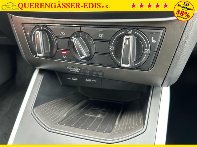 Seat / Arona / Schwarz / / / 1.0 TSI / Navi Full Link