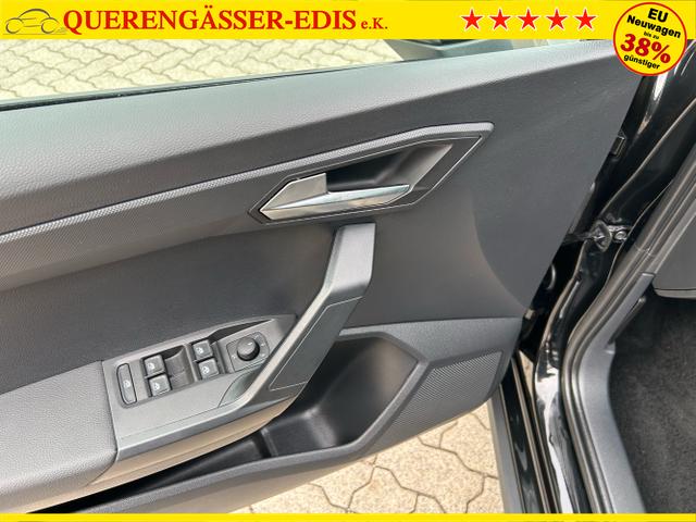 Seat / Arona / Schwarz / / / 1.0 TSI / Navi Full Link