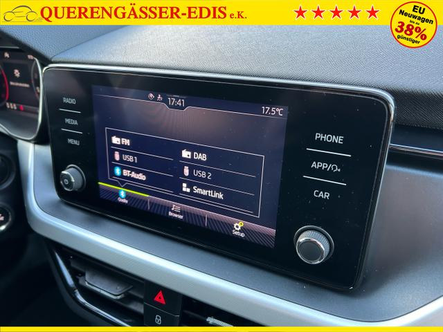 Skoda / Kamiq / Rot / / / 1.0 TSI / Rückfahrkamera