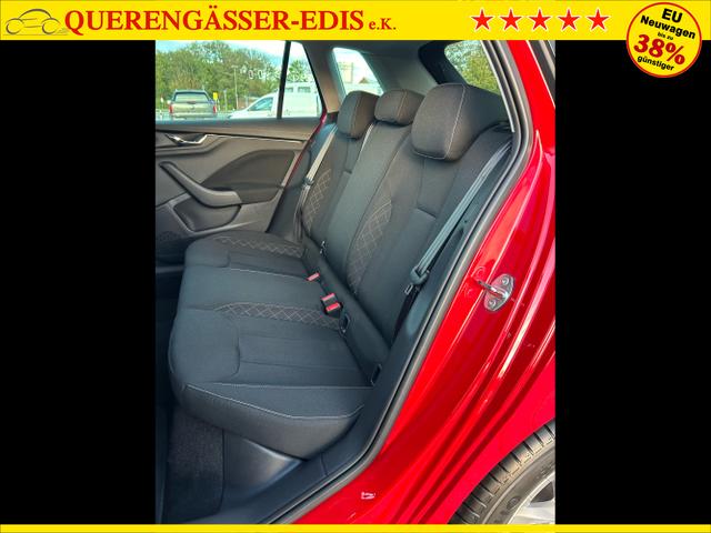 Skoda / Kamiq / Rot / / / 1.0 TSI / Rückfahrkamera