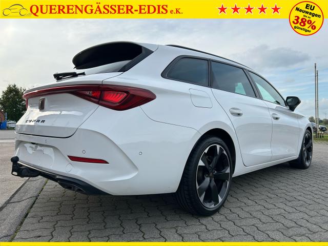 CUPRA / Leon Sportstourer / Weiß / / / 1.5 eTSI DSG / Anhängerkupplung