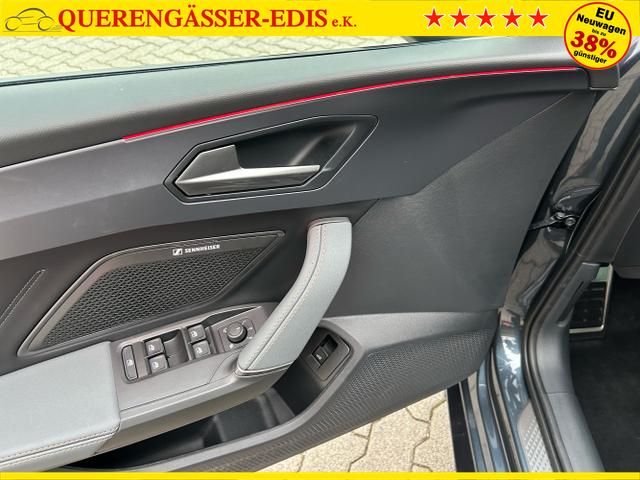 CUPRA / Leon Sportstourer / Grau / / / VZ Extreme 2.0 TSI DSG 4Drive / AHK