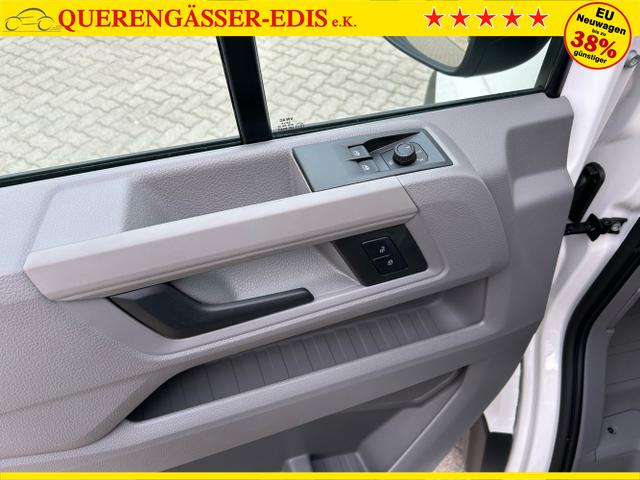 Volkswagen / Crafter Kastenwagen / Wei&szlig; / / / 30 2.0 TDI HD MR Aut. L3H3 / 4 J. Garantie